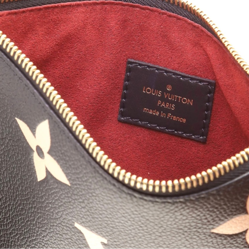 👑✅PRICE FIRM✅ AUTHENTIC Louis Vuitton Bicolor Pouch - Picture 6 of 15